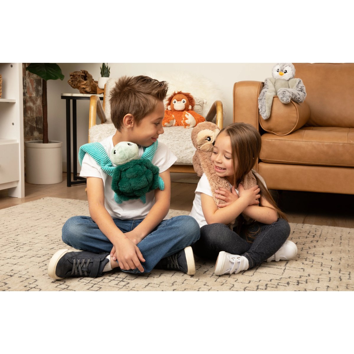 Hugaround - Ollie The Orangutan