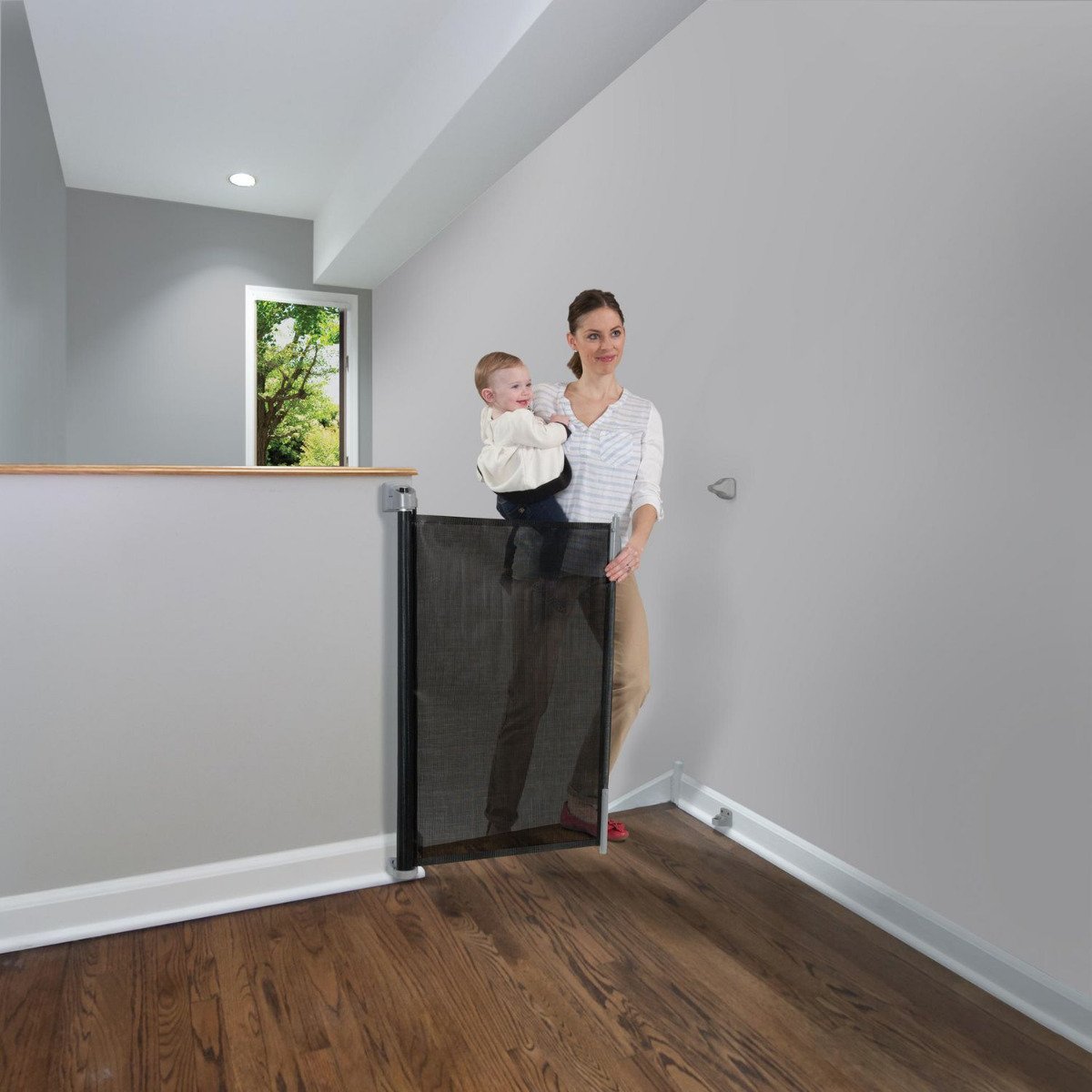 Retractable Safeway Gate - Black