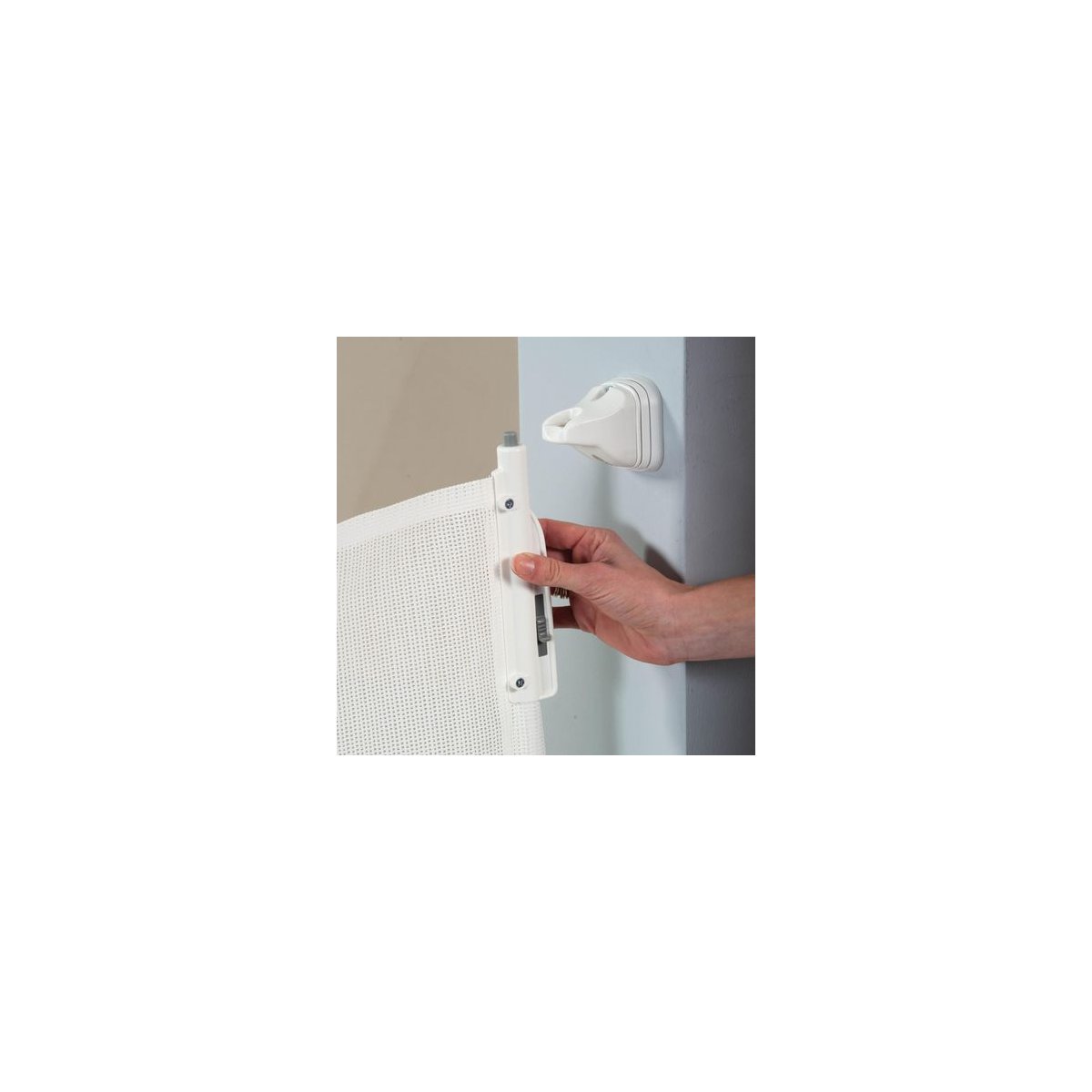 Retractable Safeway Gate - White