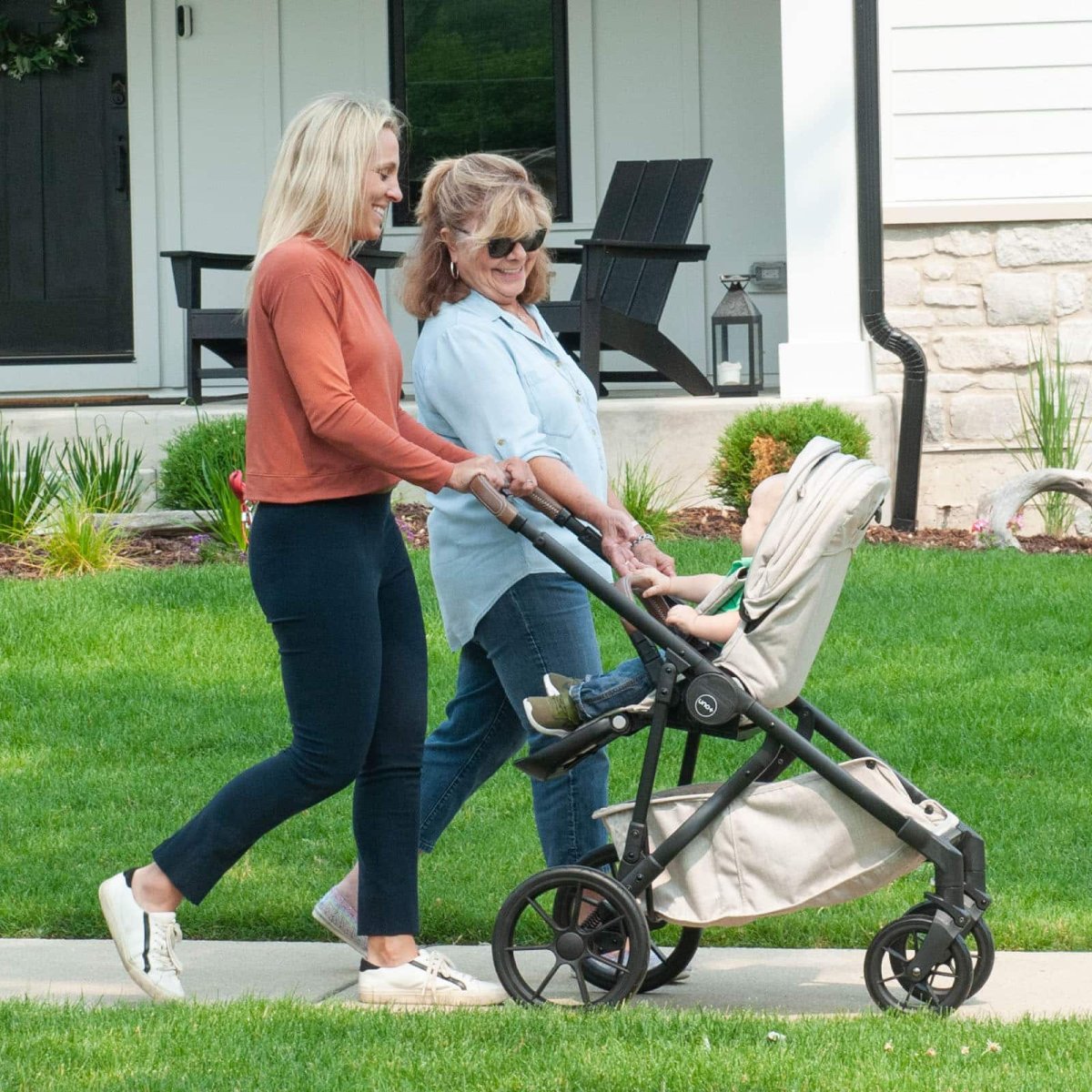 Uno Plus Khaki Twill Stroller Floor Model