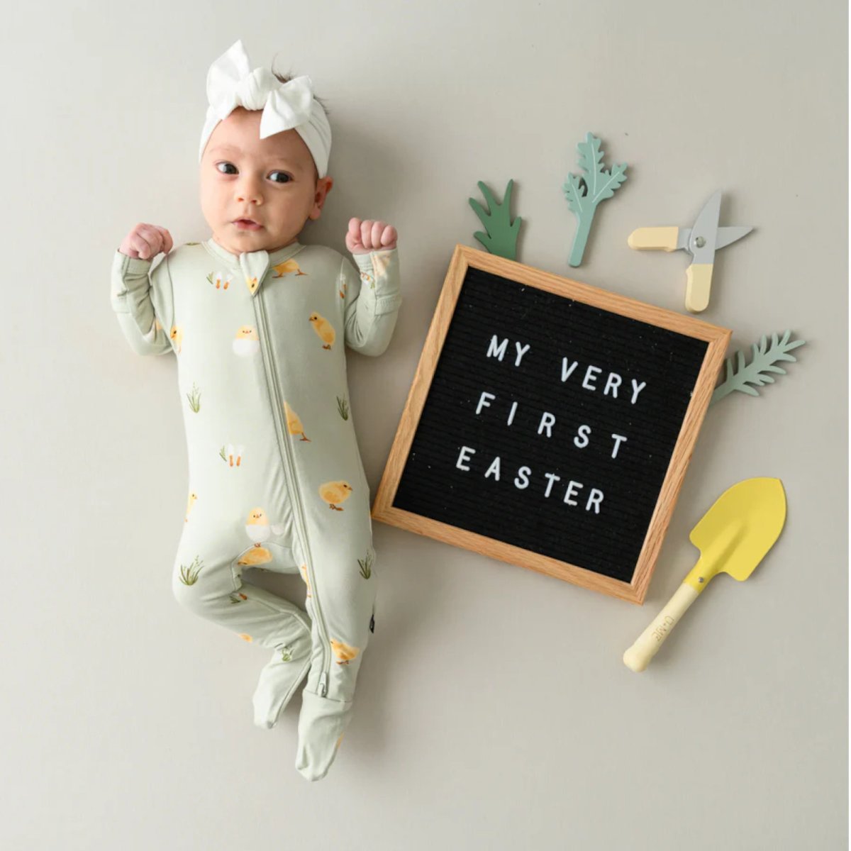 Printed Zippered Footie - Aloe Chick